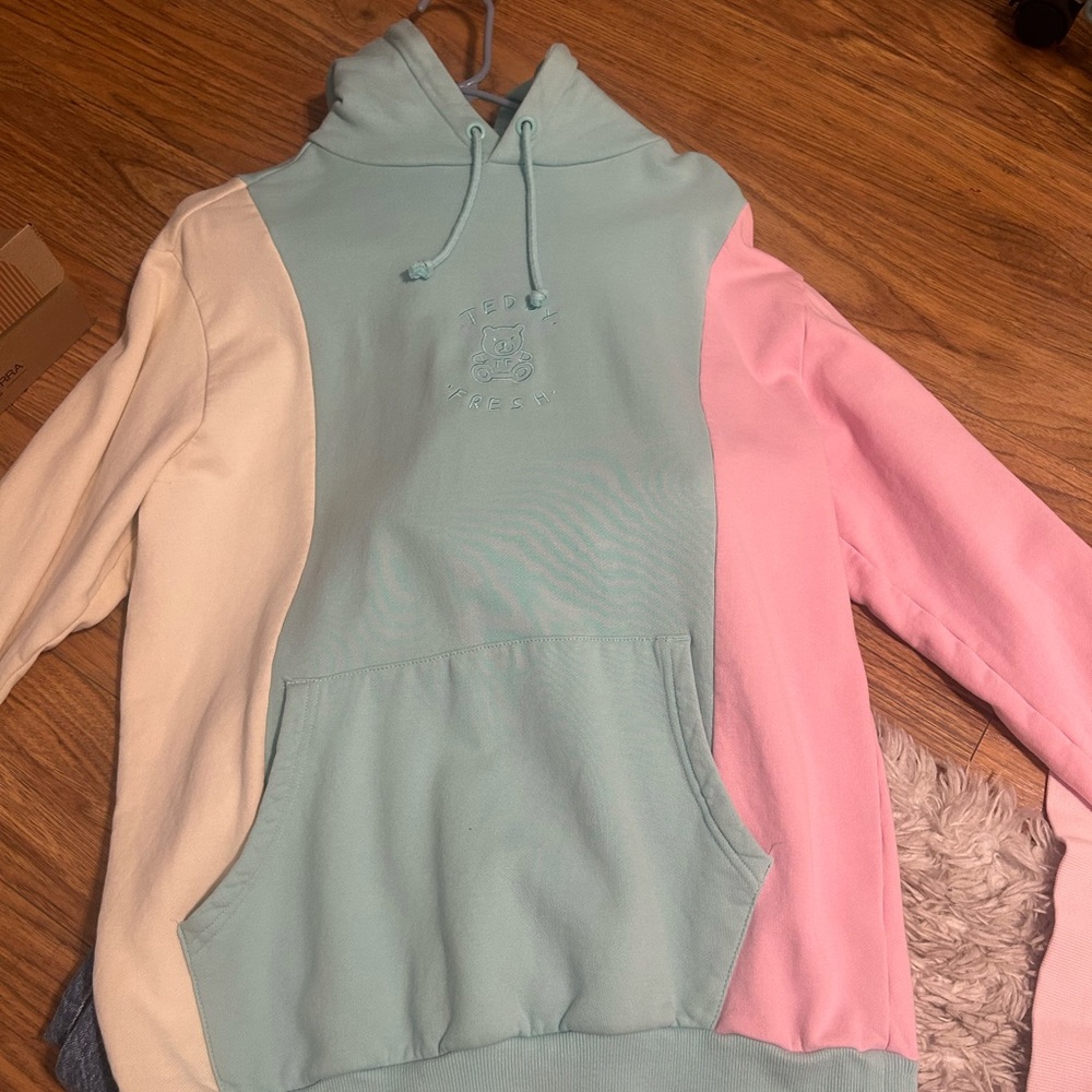 Teddy fresh women’s sweatshirt